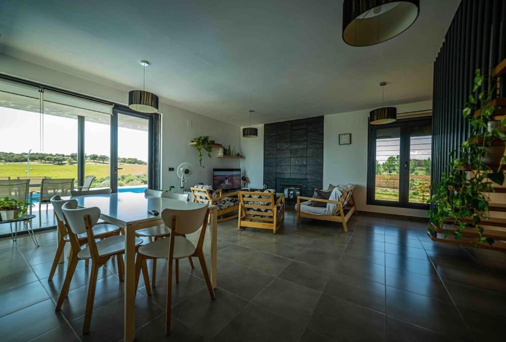 Casa Rural Paraje Valdefuentes ** Montehermoso Bagian luar foto